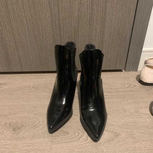 Patent leather ankle boots - Picture 3 of 3